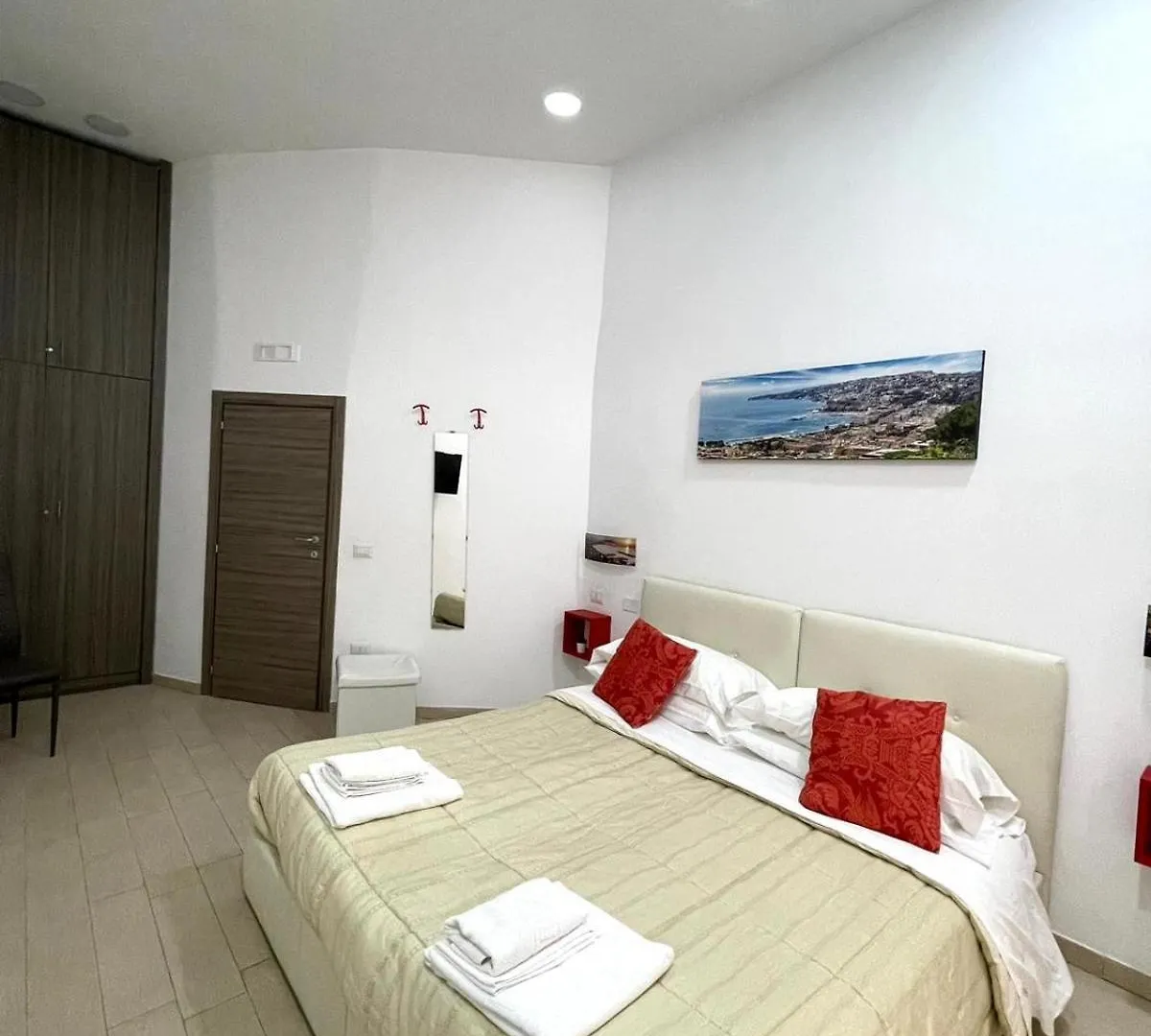 Ginevra'S Apartment Naples