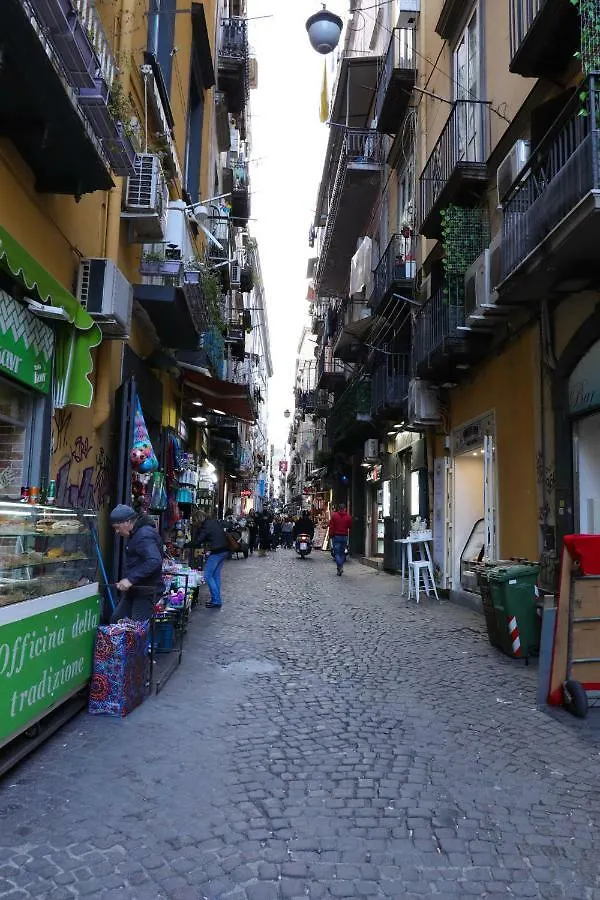 Ginevra'S Apartment Naples