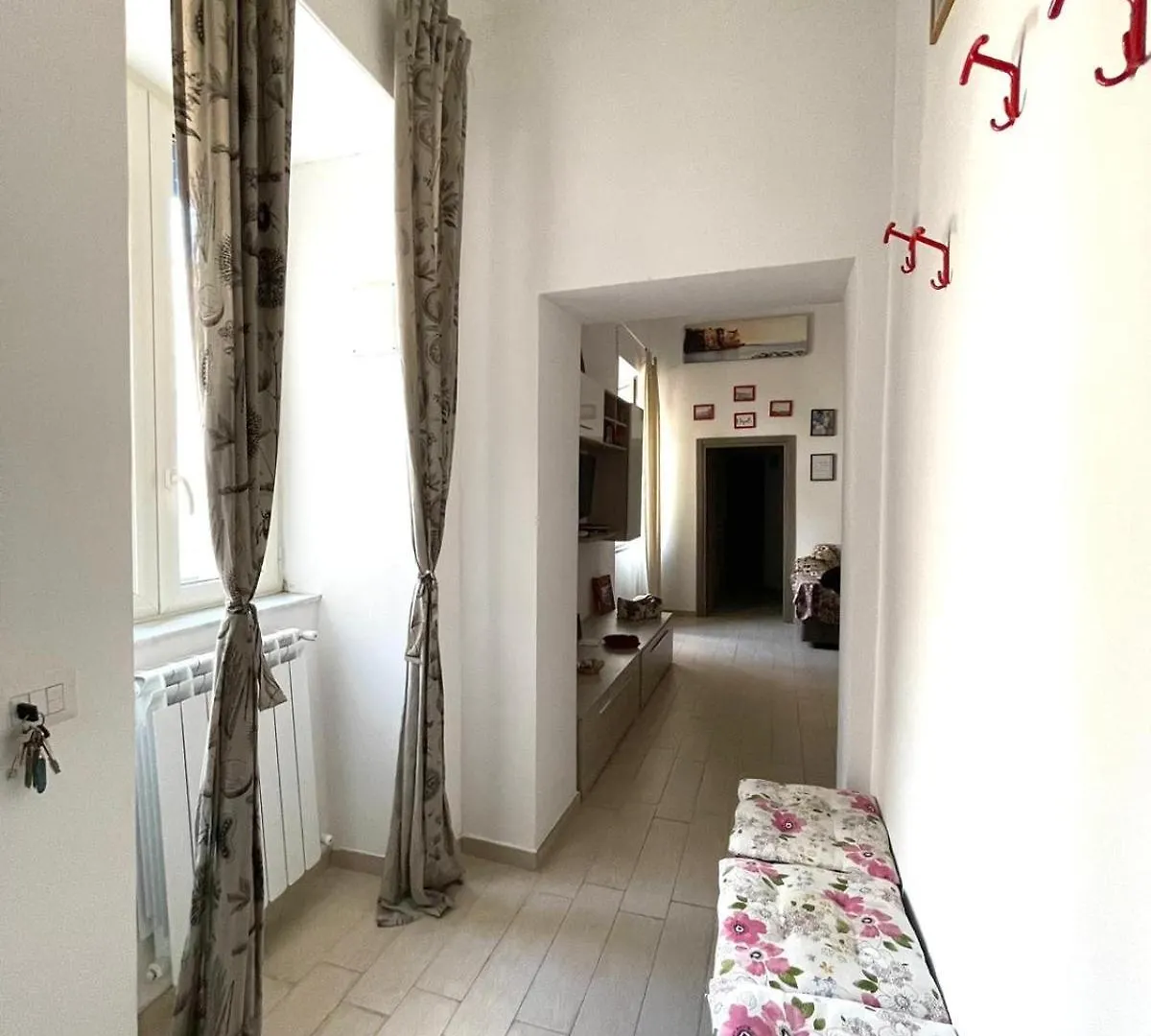 Ginevra'S Apartment Naples 0*,  Italy