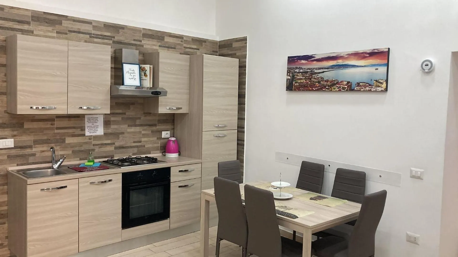 Ginevra'S Apartment Naples